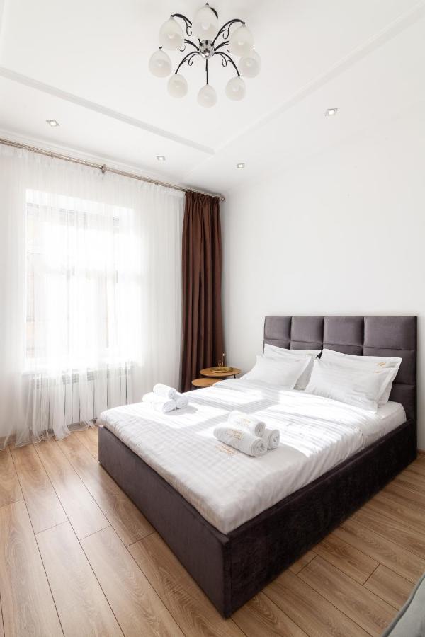 Avangard Liberty Avenue Apart Lviv Exterior photo